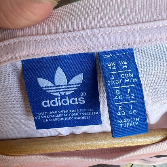 Adidas T-Shirt - Picture 2 of 3